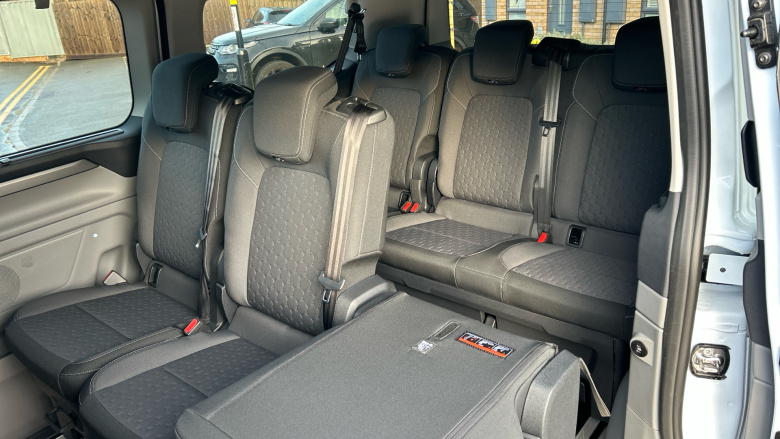 Ford Tourneo Custom 320 L1 Diesel Fwd 2.0 EcoBlue 136ps H1 Titanium 8 seater Auto